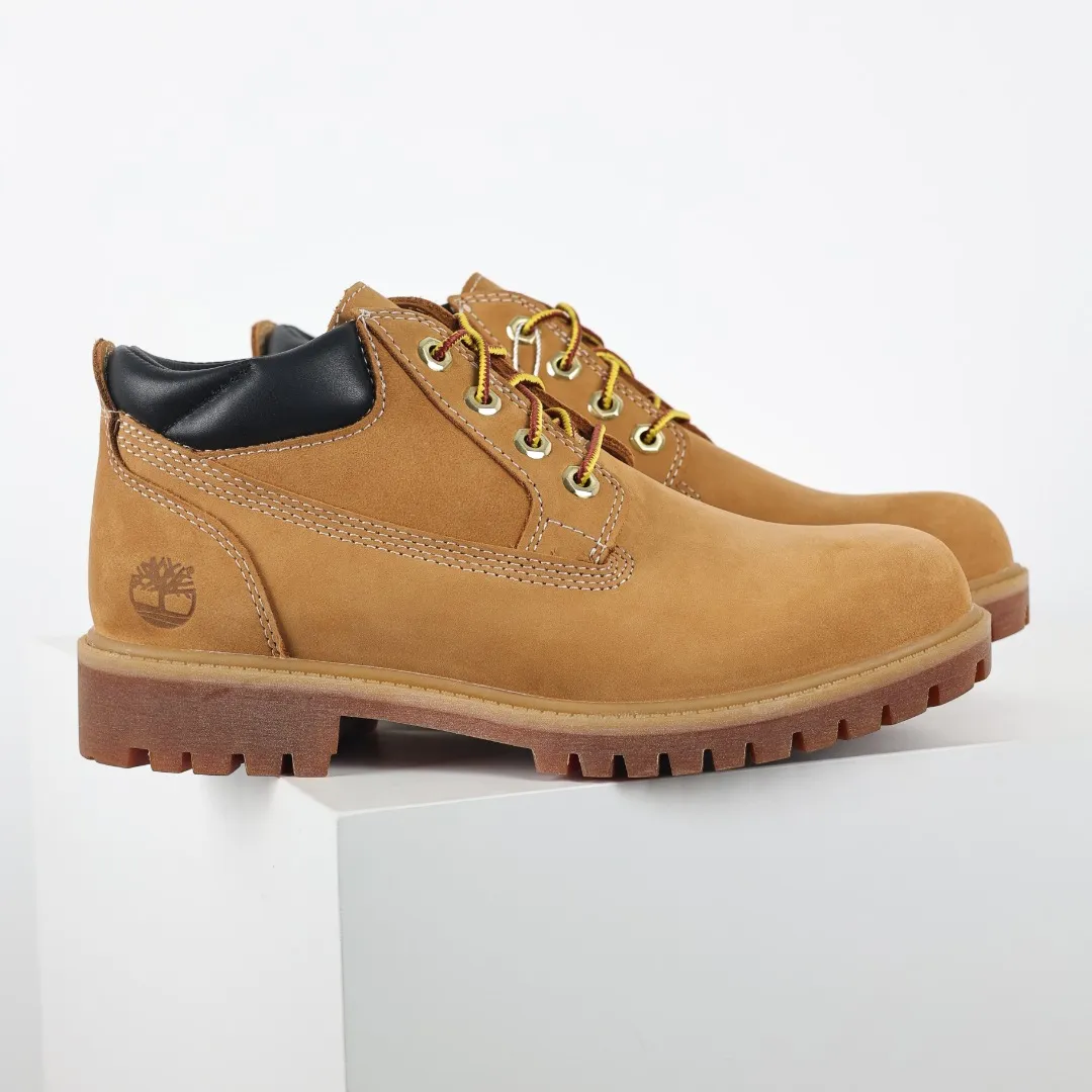 Local self-pickup💰640 Core recommendation Good price Rubber non-slip outsole resists cold and cracks. Authentic and consistent all-leather collar/lining/sole. Equipped with anti-fatigue shock-absorbing honeycomb insole. Extremely comfortable. Full set of original packaging accessories (comes with shoelaces, eraser, and counter bag). Size: 39.5 40 41 42 43 44 45 One size too large.